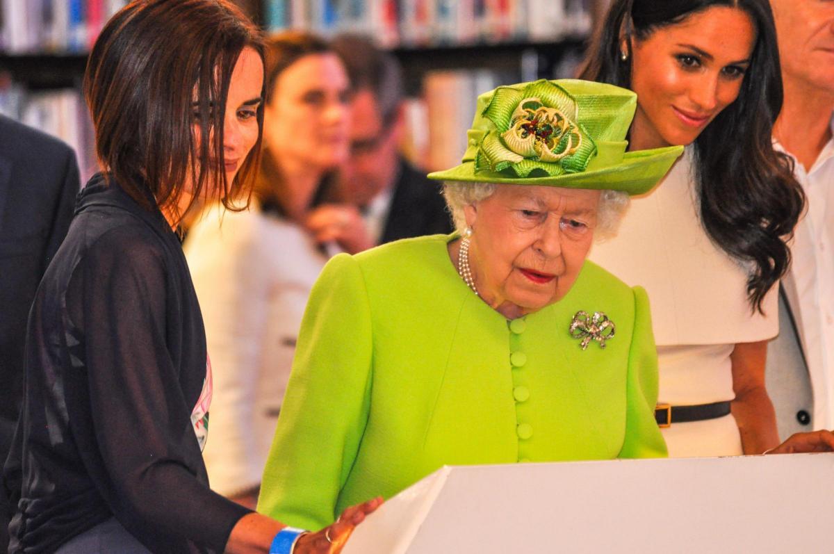 The Queen and Meghan seeing the work done by the Fallen Angels Dance Theatre.