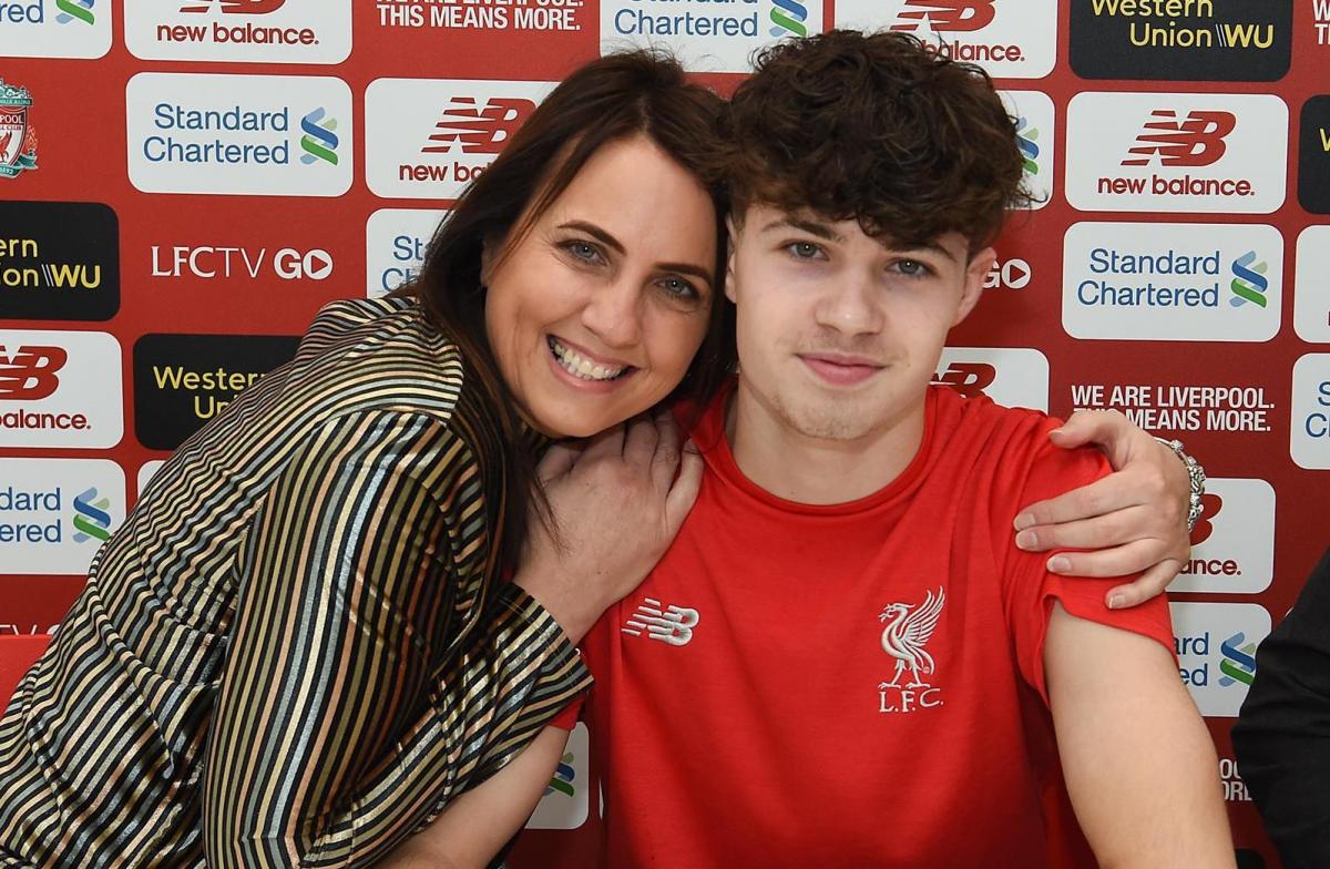 A Dream Come True 17 Year Old Neco Williams Called Magnificent By Reds Legend Steve Gerrard Signs Pro Deal With Liverpool Fc Chester And District Standard